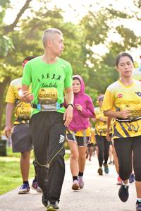 BIB: 0574, 9800, 0062
                            <button type="button" onclick="openModal(5060540)" class="btn btn-primary btn-sm float-right btn-popup" data-toggle="modal" data-target=".modal-high-quality">
                        <i class="fas fa-shopping-cart"></i> Add to Cart
                    </button>
                                            <button type="button" onclick="isThisMe(5060540, true)" class="btn btn-success btn-sm float-right btn-popup btn-isme hidden" data-toggle="tooltip" data-placement="bottom" title="นี่คือรูปของคุณใช่ไหม คลิกที่นี่เพื่อเอาเข้าอัลบั้ม">
                        <i class="fas fa-plus"></i> Add to album
                    </button>
                    <button type="button" onclick="isThisMe(5060540, false)" class="btn btn-warning btn-sm float-right btn-popup btn-isnotme hidden">
                        <i class="fas fa-ban"></i> Remove from album
                    </button>