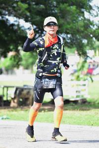 BIB: 0352
                            <button type="button" onclick="openModal(4960523)" class="btn btn-primary btn-sm float-right btn-popup" data-toggle="modal" data-target=".modal-high-quality">
                        <i class="fas fa-shopping-cart"></i> Add to Cart
                    </button>
                                            <button type="button" onclick="isThisMe(4960523, true)" class="btn btn-success btn-sm float-right btn-popup btn-isme hidden" data-toggle="tooltip" data-placement="bottom" title="นี่คือรูปของคุณใช่ไหม คลิกที่นี่เพื่อเอาเข้าอัลบั้ม">
                        <i class="fas fa-plus"></i> Add to album
                    </button>
                    <button type="button" onclick="isThisMe(4960523, false)" class="btn btn-warning btn-sm float-right btn-popup btn-isnotme hidden">
                        <i class="fas fa-ban"></i> Remove from album
                    </button>