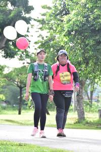 BIB: 1001, 0461, 
                            <button type="button" onclick="openModal(5008891)" class="btn btn-primary btn-sm float-right btn-popup" data-toggle="modal" data-target=".modal-high-quality">
                        <i class="fas fa-shopping-cart"></i> Add to Cart
                    </button>
                                            <button type="button" onclick="isThisMe(5008891, true)" class="btn btn-success btn-sm float-right btn-popup btn-isme hidden" data-toggle="tooltip" data-placement="bottom" title="นี่คือรูปของคุณใช่ไหม คลิกที่นี่เพื่อเอาเข้าอัลบั้ม">
                        <i class="fas fa-plus"></i> Add to album
                    </button>
                    <button type="button" onclick="isThisMe(5008891, false)" class="btn btn-warning btn-sm float-right btn-popup btn-isnotme hidden">
                        <i class="fas fa-ban"></i> Remove from album
                    </button>