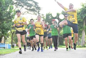 BIB: 0499, 0311, 434, 
                            <button type="button" onclick="openModal(5058701)" class="btn btn-primary btn-sm float-right btn-popup" data-toggle="modal" data-target=".modal-high-quality">
                        <i class="fas fa-shopping-cart"></i> Add to Cart
                    </button>
                                            <button type="button" onclick="isThisMe(5058701, true)" class="btn btn-success btn-sm float-right btn-popup btn-isme hidden" data-toggle="tooltip" data-placement="bottom" title="นี่คือรูปของคุณใช่ไหม คลิกที่นี่เพื่อเอาเข้าอัลบั้ม">
                        <i class="fas fa-plus"></i> Add to album
                    </button>
                    <button type="button" onclick="isThisMe(5058701, false)" class="btn btn-warning btn-sm float-right btn-popup btn-isnotme hidden">
                        <i class="fas fa-ban"></i> Remove from album
                    </button>