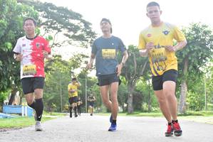 BIB: 0324, 0138, 1197
                            <button type="button" onclick="openModal(5058715)" class="btn btn-primary btn-sm float-right btn-popup" data-toggle="modal" data-target=".modal-high-quality">
                        <i class="fas fa-shopping-cart"></i> Add to Cart
                    </button>
                                            <button type="button" onclick="isThisMe(5058715, true)" class="btn btn-success btn-sm float-right btn-popup btn-isme hidden" data-toggle="tooltip" data-placement="bottom" title="นี่คือรูปของคุณใช่ไหม คลิกที่นี่เพื่อเอาเข้าอัลบั้ม">
                        <i class="fas fa-plus"></i> Add to album
                    </button>
                    <button type="button" onclick="isThisMe(5058715, false)" class="btn btn-warning btn-sm float-right btn-popup btn-isnotme hidden">
                        <i class="fas fa-ban"></i> Remove from album
                    </button>