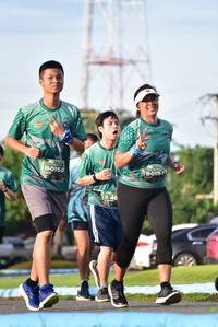 BIB: 0152
                            <button type="button" onclick="openModal(5057991)" class="btn btn-primary btn-sm float-right btn-popup" data-toggle="modal" data-target=".modal-high-quality">
                        <i class="fas fa-shopping-cart"></i> Add to Cart
                    </button>
                                            <button type="button" onclick="isThisMe(5057991, true)" class="btn btn-success btn-sm float-right btn-popup btn-isme hidden" data-toggle="tooltip" data-placement="bottom" title="นี่คือรูปของคุณใช่ไหม คลิกที่นี่เพื่อเอาเข้าอัลบั้ม">
                        <i class="fas fa-plus"></i> Add to album
                    </button>
                    <button type="button" onclick="isThisMe(5057991, false)" class="btn btn-warning btn-sm float-right btn-popup btn-isnotme hidden">
                        <i class="fas fa-ban"></i> Remove from album
                    </button>