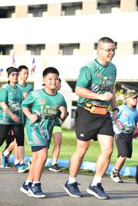 BIB: 051, 666
                            <button type="button" onclick="openModal(5058273)" class="btn btn-primary btn-sm float-right btn-popup" data-toggle="modal" data-target=".modal-high-quality">
                        <i class="fas fa-shopping-cart"></i> Add to Cart
                    </button>
                                            <button type="button" onclick="isThisMe(5058273, true)" class="btn btn-success btn-sm float-right btn-popup btn-isme hidden" data-toggle="tooltip" data-placement="bottom" title="นี่คือรูปของคุณใช่ไหม คลิกที่นี่เพื่อเอาเข้าอัลบั้ม">
                        <i class="fas fa-plus"></i> Add to album
                    </button>
                    <button type="button" onclick="isThisMe(5058273, false)" class="btn btn-warning btn-sm float-right btn-popup btn-isnotme hidden">
                        <i class="fas fa-ban"></i> Remove from album
                    </button>