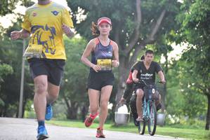 BIB: 0552, 0182
                            <button type="button" onclick="openModal(5058474)" class="btn btn-primary btn-sm float-right btn-popup" data-toggle="modal" data-target=".modal-high-quality">
                        <i class="fas fa-shopping-cart"></i> Add to Cart
                    </button>
                                            <button type="button" onclick="isThisMe(5058474, true)" class="btn btn-success btn-sm float-right btn-popup btn-isme hidden" data-toggle="tooltip" data-placement="bottom" title="นี่คือรูปของคุณใช่ไหม คลิกที่นี่เพื่อเอาเข้าอัลบั้ม">
                        <i class="fas fa-plus"></i> Add to album
                    </button>
                    <button type="button" onclick="isThisMe(5058474, false)" class="btn btn-warning btn-sm float-right btn-popup btn-isnotme hidden">
                        <i class="fas fa-ban"></i> Remove from album
                    </button>