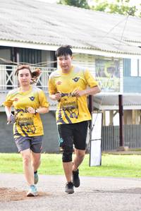 BIB: 0926, 0925
                            <button type="button" onclick="openModal(5019210)" class="btn btn-primary btn-sm float-right btn-popup" data-toggle="modal" data-target=".modal-high-quality">
                        <i class="fas fa-shopping-cart"></i> Add to Cart
                    </button>
                                            <button type="button" onclick="isThisMe(5019210, true)" class="btn btn-success btn-sm float-right btn-popup btn-isme hidden" data-toggle="tooltip" data-placement="bottom" title="นี่คือรูปของคุณใช่ไหม คลิกที่นี่เพื่อเอาเข้าอัลบั้ม">
                        <i class="fas fa-plus"></i> Add to album
                    </button>
                    <button type="button" onclick="isThisMe(5019210, false)" class="btn btn-warning btn-sm float-right btn-popup btn-isnotme hidden">
                        <i class="fas fa-ban"></i> Remove from album
                    </button>