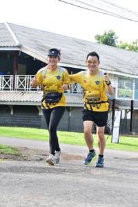 BIB: 0221, 0220
                            <button type="button" onclick="openModal(5025440)" class="btn btn-primary btn-sm float-right btn-popup" data-toggle="modal" data-target=".modal-high-quality">
                        <i class="fas fa-shopping-cart"></i> Add to Cart
                    </button>
                                            <button type="button" onclick="isThisMe(5025440, true)" class="btn btn-success btn-sm float-right btn-popup btn-isme hidden" data-toggle="tooltip" data-placement="bottom" title="นี่คือรูปของคุณใช่ไหม คลิกที่นี่เพื่อเอาเข้าอัลบั้ม">
                        <i class="fas fa-plus"></i> Add to album
                    </button>
                    <button type="button" onclick="isThisMe(5025440, false)" class="btn btn-warning btn-sm float-right btn-popup btn-isnotme hidden">
                        <i class="fas fa-ban"></i> Remove from album
                    </button>