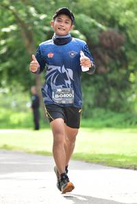 BIB: 0400
                            <button type="button" onclick="openModal(4989625)" class="btn btn-primary btn-sm float-right btn-popup" data-toggle="modal" data-target=".modal-high-quality">
                        <i class="fas fa-shopping-cart"></i> Add to Cart
                    </button>
                                            <button type="button" onclick="isThisMe(4989625, true)" class="btn btn-success btn-sm float-right btn-popup btn-isme hidden" data-toggle="tooltip" data-placement="bottom" title="นี่คือรูปของคุณใช่ไหม คลิกที่นี่เพื่อเอาเข้าอัลบั้ม">
                        <i class="fas fa-plus"></i> Add to album
                    </button>
                    <button type="button" onclick="isThisMe(4989625, false)" class="btn btn-warning btn-sm float-right btn-popup btn-isnotme hidden">
                        <i class="fas fa-ban"></i> Remove from album
                    </button>