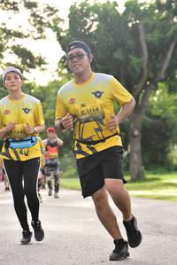 BIB: 1114, 1241
                            <button type="button" onclick="openModal(5059687)" class="btn btn-primary btn-sm float-right btn-popup" data-toggle="modal" data-target=".modal-high-quality">
                        <i class="fas fa-shopping-cart"></i> Add to Cart
                    </button>
                                            <button type="button" onclick="isThisMe(5059687, true)" class="btn btn-success btn-sm float-right btn-popup btn-isme hidden" data-toggle="tooltip" data-placement="bottom" title="นี่คือรูปของคุณใช่ไหม คลิกที่นี่เพื่อเอาเข้าอัลบั้ม">
                        <i class="fas fa-plus"></i> Add to album
                    </button>
                    <button type="button" onclick="isThisMe(5059687, false)" class="btn btn-warning btn-sm float-right btn-popup btn-isnotme hidden">
                        <i class="fas fa-ban"></i> Remove from album
                    </button>