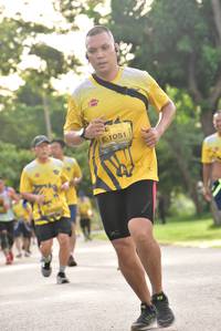 BIB: 1051
                            <button type="button" onclick="openModal(5059937)" class="btn btn-primary btn-sm float-right btn-popup" data-toggle="modal" data-target=".modal-high-quality">
                        <i class="fas fa-shopping-cart"></i> Add to Cart
                    </button>
                                            <button type="button" onclick="isThisMe(5059937, true)" class="btn btn-success btn-sm float-right btn-popup btn-isme hidden" data-toggle="tooltip" data-placement="bottom" title="นี่คือรูปของคุณใช่ไหม คลิกที่นี่เพื่อเอาเข้าอัลบั้ม">
                        <i class="fas fa-plus"></i> Add to album
                    </button>
                    <button type="button" onclick="isThisMe(5059937, false)" class="btn btn-warning btn-sm float-right btn-popup btn-isnotme hidden">
                        <i class="fas fa-ban"></i> Remove from album
                    </button>