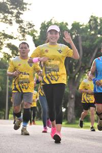 BIB: 0735, 0610
                            <button type="button" onclick="openModal(5059133)" class="btn btn-primary btn-sm float-right btn-popup" data-toggle="modal" data-target=".modal-high-quality">
                        <i class="fas fa-shopping-cart"></i> Add to Cart
                    </button>
                                            <button type="button" onclick="isThisMe(5059133, true)" class="btn btn-success btn-sm float-right btn-popup btn-isme hidden" data-toggle="tooltip" data-placement="bottom" title="นี่คือรูปของคุณใช่ไหม คลิกที่นี่เพื่อเอาเข้าอัลบั้ม">
                        <i class="fas fa-plus"></i> Add to album
                    </button>
                    <button type="button" onclick="isThisMe(5059133, false)" class="btn btn-warning btn-sm float-right btn-popup btn-isnotme hidden">
                        <i class="fas fa-ban"></i> Remove from album
                    </button>