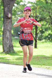 BIB: 0194
                            <button type="button" onclick="openModal(4987373)" class="btn btn-primary btn-sm float-right btn-popup" data-toggle="modal" data-target=".modal-high-quality">
                        <i class="fas fa-shopping-cart"></i> Add to Cart
                    </button>
                                            <button type="button" onclick="isThisMe(4987373, true)" class="btn btn-success btn-sm float-right btn-popup btn-isme hidden" data-toggle="tooltip" data-placement="bottom" title="นี่คือรูปของคุณใช่ไหม คลิกที่นี่เพื่อเอาเข้าอัลบั้ม">
                        <i class="fas fa-plus"></i> Add to album
                    </button>
                    <button type="button" onclick="isThisMe(4987373, false)" class="btn btn-warning btn-sm float-right btn-popup btn-isnotme hidden">
                        <i class="fas fa-ban"></i> Remove from album
                    </button>