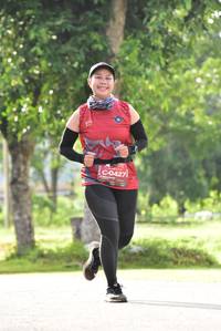 BIB: 0427
                            <button type="button" onclick="openModal(5008985)" class="btn btn-primary btn-sm float-right btn-popup" data-toggle="modal" data-target=".modal-high-quality">
                        <i class="fas fa-shopping-cart"></i> Add to Cart
                    </button>
                                            <button type="button" onclick="isThisMe(5008985, true)" class="btn btn-success btn-sm float-right btn-popup btn-isme hidden" data-toggle="tooltip" data-placement="bottom" title="นี่คือรูปของคุณใช่ไหม คลิกที่นี่เพื่อเอาเข้าอัลบั้ม">
                        <i class="fas fa-plus"></i> Add to album
                    </button>
                    <button type="button" onclick="isThisMe(5008985, false)" class="btn btn-warning btn-sm float-right btn-popup btn-isnotme hidden">
                        <i class="fas fa-ban"></i> Remove from album
                    </button>