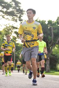 BIB: 0862, 
                            <button type="button" onclick="openModal(5059123)" class="btn btn-primary btn-sm float-right btn-popup" data-toggle="modal" data-target=".modal-high-quality">
                        <i class="fas fa-shopping-cart"></i> Add to Cart
                    </button>
                                            <button type="button" onclick="isThisMe(5059123, true)" class="btn btn-success btn-sm float-right btn-popup btn-isme hidden" data-toggle="tooltip" data-placement="bottom" title="นี่คือรูปของคุณใช่ไหม คลิกที่นี่เพื่อเอาเข้าอัลบั้ม">
                        <i class="fas fa-plus"></i> Add to album
                    </button>
                    <button type="button" onclick="isThisMe(5059123, false)" class="btn btn-warning btn-sm float-right btn-popup btn-isnotme hidden">
                        <i class="fas fa-ban"></i> Remove from album
                    </button>