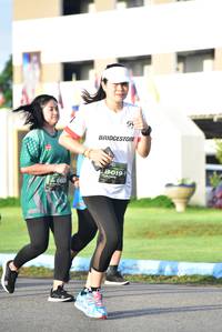 BIB: 660
                            <button type="button" onclick="openModal(5058177)" class="btn btn-primary btn-sm float-right btn-popup" data-toggle="modal" data-target=".modal-high-quality">
                        <i class="fas fa-shopping-cart"></i> Add to Cart
                    </button>
                                            <button type="button" onclick="isThisMe(5058177, true)" class="btn btn-success btn-sm float-right btn-popup btn-isme hidden" data-toggle="tooltip" data-placement="bottom" title="นี่คือรูปของคุณใช่ไหม คลิกที่นี่เพื่อเอาเข้าอัลบั้ม">
                        <i class="fas fa-plus"></i> Add to album
                    </button>
                    <button type="button" onclick="isThisMe(5058177, false)" class="btn btn-warning btn-sm float-right btn-popup btn-isnotme hidden">
                        <i class="fas fa-ban"></i> Remove from album
                    </button>