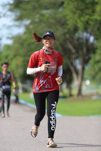 BIB: 130
                            <button type="button" onclick="openModal(5070232)" class="btn btn-primary btn-sm float-right btn-popup" data-toggle="modal" data-target=".modal-high-quality">
                        <i class="fas fa-shopping-cart"></i> Add to Cart
                    </button>
                                            <button type="button" onclick="isThisMe(5070232, true)" class="btn btn-success btn-sm float-right btn-popup btn-isme hidden" data-toggle="tooltip" data-placement="bottom" title="นี่คือรูปของคุณใช่ไหม คลิกที่นี่เพื่อเอาเข้าอัลบั้ม">
                        <i class="fas fa-plus"></i> Add to album
                    </button>
                    <button type="button" onclick="isThisMe(5070232, false)" class="btn btn-warning btn-sm float-right btn-popup btn-isnotme hidden">
                        <i class="fas fa-ban"></i> Remove from album
                    </button>