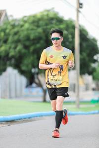 BIB: 0435
                            <button type="button" onclick="openModal(5032798)" class="btn btn-primary btn-sm float-right btn-popup" data-toggle="modal" data-target=".modal-high-quality">
                        <i class="fas fa-shopping-cart"></i> Add to Cart
                    </button>
                                            <button type="button" onclick="isThisMe(5032798, true)" class="btn btn-success btn-sm float-right btn-popup btn-isme hidden" data-toggle="tooltip" data-placement="bottom" title="นี่คือรูปของคุณใช่ไหม คลิกที่นี่เพื่อเอาเข้าอัลบั้ม">
                        <i class="fas fa-plus"></i> Add to album
                    </button>
                    <button type="button" onclick="isThisMe(5032798, false)" class="btn btn-warning btn-sm float-right btn-popup btn-isnotme hidden">
                        <i class="fas fa-ban"></i> Remove from album
                    </button>