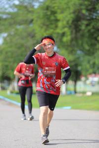 BIB: 038
                            <button type="button" onclick="openModal(5070516)" class="btn btn-primary btn-sm float-right btn-popup" data-toggle="modal" data-target=".modal-high-quality">
                        <i class="fas fa-shopping-cart"></i> Add to Cart
                    </button>
                                            <button type="button" onclick="isThisMe(5070516, true)" class="btn btn-success btn-sm float-right btn-popup btn-isme hidden" data-toggle="tooltip" data-placement="bottom" title="นี่คือรูปของคุณใช่ไหม คลิกที่นี่เพื่อเอาเข้าอัลบั้ม">
                        <i class="fas fa-plus"></i> Add to album
                    </button>
                    <button type="button" onclick="isThisMe(5070516, false)" class="btn btn-warning btn-sm float-right btn-popup btn-isnotme hidden">
                        <i class="fas fa-ban"></i> Remove from album
                    </button>