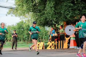 BIB: 
                            <button type="button" onclick="openModal(5030886)" class="btn btn-primary btn-sm float-right btn-popup" data-toggle="modal" data-target=".modal-high-quality">
                        <i class="fas fa-shopping-cart"></i> Add to Cart
                    </button>
                                            <button type="button" onclick="isThisMe(5030886, true)" class="btn btn-success btn-sm float-right btn-popup btn-isme hidden" data-toggle="tooltip" data-placement="bottom" title="นี่คือรูปของคุณใช่ไหม คลิกที่นี่เพื่อเอาเข้าอัลบั้ม">
                        <i class="fas fa-plus"></i> Add to album
                    </button>
                    <button type="button" onclick="isThisMe(5030886, false)" class="btn btn-warning btn-sm float-right btn-popup btn-isnotme hidden">
                        <i class="fas fa-ban"></i> Remove from album
                    </button>