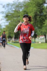 BIB: 0130
                            <button type="button" onclick="openModal(5070279)" class="btn btn-primary btn-sm float-right btn-popup" data-toggle="modal" data-target=".modal-high-quality">
                        <i class="fas fa-shopping-cart"></i> Add to Cart
                    </button>
                                            <button type="button" onclick="isThisMe(5070279, true)" class="btn btn-success btn-sm float-right btn-popup btn-isme hidden" data-toggle="tooltip" data-placement="bottom" title="นี่คือรูปของคุณใช่ไหม คลิกที่นี่เพื่อเอาเข้าอัลบั้ม">
                        <i class="fas fa-plus"></i> Add to album
                    </button>
                    <button type="button" onclick="isThisMe(5070279, false)" class="btn btn-warning btn-sm float-right btn-popup btn-isnotme hidden">
                        <i class="fas fa-ban"></i> Remove from album
                    </button>