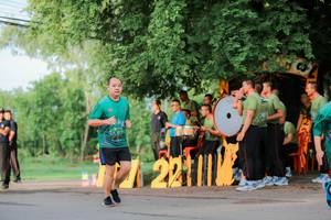 BIB: 417, 221
                            <button type="button" onclick="openModal(5030592)" class="btn btn-primary btn-sm float-right btn-popup" data-toggle="modal" data-target=".modal-high-quality">
                        <i class="fas fa-shopping-cart"></i> Add to Cart
                    </button>
                                            <button type="button" onclick="isThisMe(5030592, true)" class="btn btn-success btn-sm float-right btn-popup btn-isme hidden" data-toggle="tooltip" data-placement="bottom" title="นี่คือรูปของคุณใช่ไหม คลิกที่นี่เพื่อเอาเข้าอัลบั้ม">
                        <i class="fas fa-plus"></i> Add to album
                    </button>
                    <button type="button" onclick="isThisMe(5030592, false)" class="btn btn-warning btn-sm float-right btn-popup btn-isnotme hidden">
                        <i class="fas fa-ban"></i> Remove from album
                    </button>