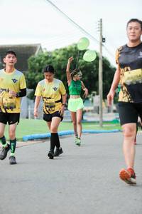 BIB: 0424, 1129, 
                            <button type="button" onclick="openModal(5037212)" class="btn btn-primary btn-sm float-right btn-popup" data-toggle="modal" data-target=".modal-high-quality">
                        <i class="fas fa-shopping-cart"></i> Add to Cart
                    </button>
                                            <button type="button" onclick="isThisMe(5037212, true)" class="btn btn-success btn-sm float-right btn-popup btn-isme hidden" data-toggle="tooltip" data-placement="bottom" title="นี่คือรูปของคุณใช่ไหม คลิกที่นี่เพื่อเอาเข้าอัลบั้ม">
                        <i class="fas fa-plus"></i> Add to album
                    </button>
                    <button type="button" onclick="isThisMe(5037212, false)" class="btn btn-warning btn-sm float-right btn-popup btn-isnotme hidden">
                        <i class="fas fa-ban"></i> Remove from album
                    </button>