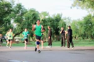 BIB: 
                            <button type="button" onclick="openModal(5030824)" class="btn btn-primary btn-sm float-right btn-popup" data-toggle="modal" data-target=".modal-high-quality">
                        <i class="fas fa-shopping-cart"></i> Add to Cart
                    </button>
                                            <button type="button" onclick="isThisMe(5030824, true)" class="btn btn-success btn-sm float-right btn-popup btn-isme hidden" data-toggle="tooltip" data-placement="bottom" title="นี่คือรูปของคุณใช่ไหม คลิกที่นี่เพื่อเอาเข้าอัลบั้ม">
                        <i class="fas fa-plus"></i> Add to album
                    </button>
                    <button type="button" onclick="isThisMe(5030824, false)" class="btn btn-warning btn-sm float-right btn-popup btn-isnotme hidden">
                        <i class="fas fa-ban"></i> Remove from album
                    </button>