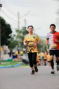 BIB: 692, 0138
                            <button type="button" onclick="openModal(5034484)" class="btn btn-primary btn-sm float-right btn-popup" data-toggle="modal" data-target=".modal-high-quality">
                        <i class="fas fa-shopping-cart"></i> Add to Cart
                    </button>
                                            <button type="button" onclick="isThisMe(5034484, true)" class="btn btn-success btn-sm float-right btn-popup btn-isme hidden" data-toggle="tooltip" data-placement="bottom" title="นี่คือรูปของคุณใช่ไหม คลิกที่นี่เพื่อเอาเข้าอัลบั้ม">
                        <i class="fas fa-plus"></i> Add to album
                    </button>
                    <button type="button" onclick="isThisMe(5034484, false)" class="btn btn-warning btn-sm float-right btn-popup btn-isnotme hidden">
                        <i class="fas fa-ban"></i> Remove from album
                    </button>