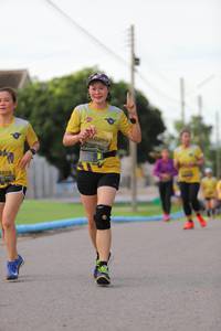 BIB: 0269, 019
                            <button type="button" onclick="openModal(5037433)" class="btn btn-primary btn-sm float-right btn-popup" data-toggle="modal" data-target=".modal-high-quality">
                        <i class="fas fa-shopping-cart"></i> Add to Cart
                    </button>
                                            <button type="button" onclick="isThisMe(5037433, true)" class="btn btn-success btn-sm float-right btn-popup btn-isme hidden" data-toggle="tooltip" data-placement="bottom" title="นี่คือรูปของคุณใช่ไหม คลิกที่นี่เพื่อเอาเข้าอัลบั้ม">
                        <i class="fas fa-plus"></i> Add to album
                    </button>
                    <button type="button" onclick="isThisMe(5037433, false)" class="btn btn-warning btn-sm float-right btn-popup btn-isnotme hidden">
                        <i class="fas fa-ban"></i> Remove from album
                    </button>