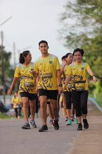 BIB: 0816, 0817
                            <button type="button" onclick="openModal(5005713)" class="btn btn-primary btn-sm float-right btn-popup" data-toggle="modal" data-target=".modal-high-quality">
                        <i class="fas fa-shopping-cart"></i> Add to Cart
                    </button>
                                            <button type="button" onclick="isThisMe(5005713, true)" class="btn btn-success btn-sm float-right btn-popup btn-isme hidden" data-toggle="tooltip" data-placement="bottom" title="นี่คือรูปของคุณใช่ไหม คลิกที่นี่เพื่อเอาเข้าอัลบั้ม">
                        <i class="fas fa-plus"></i> Add to album
                    </button>
                    <button type="button" onclick="isThisMe(5005713, false)" class="btn btn-warning btn-sm float-right btn-popup btn-isnotme hidden">
                        <i class="fas fa-ban"></i> Remove from album
                    </button>