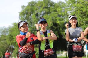 BIB: 0173, 0335, 0326
                            <button type="button" onclick="openModal(5050092)" class="btn btn-primary btn-sm float-right btn-popup" data-toggle="modal" data-target=".modal-high-quality">
                        <i class="fas fa-shopping-cart"></i> Add to Cart
                    </button>
                                            <button type="button" onclick="isThisMe(5050092, true)" class="btn btn-success btn-sm float-right btn-popup btn-isme hidden" data-toggle="tooltip" data-placement="bottom" title="นี่คือรูปของคุณใช่ไหม คลิกที่นี่เพื่อเอาเข้าอัลบั้ม">
                        <i class="fas fa-plus"></i> Add to album
                    </button>
                    <button type="button" onclick="isThisMe(5050092, false)" class="btn btn-warning btn-sm float-right btn-popup btn-isnotme hidden">
                        <i class="fas fa-ban"></i> Remove from album
                    </button>