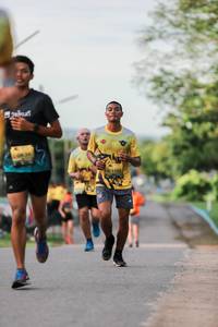 BIB: 1192
                            <button type="button" onclick="openModal(5032964)" class="btn btn-primary btn-sm float-right btn-popup" data-toggle="modal" data-target=".modal-high-quality">
                        <i class="fas fa-shopping-cart"></i> Add to Cart
                    </button>
                                            <button type="button" onclick="isThisMe(5032964, true)" class="btn btn-success btn-sm float-right btn-popup btn-isme hidden" data-toggle="tooltip" data-placement="bottom" title="นี่คือรูปของคุณใช่ไหม คลิกที่นี่เพื่อเอาเข้าอัลบั้ม">
                        <i class="fas fa-plus"></i> Add to album
                    </button>
                    <button type="button" onclick="isThisMe(5032964, false)" class="btn btn-warning btn-sm float-right btn-popup btn-isnotme hidden">
                        <i class="fas fa-ban"></i> Remove from album
                    </button>