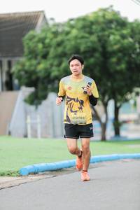 BIB: 0783
                            <button type="button" onclick="openModal(5031986)" class="btn btn-primary btn-sm float-right btn-popup" data-toggle="modal" data-target=".modal-high-quality">
                        <i class="fas fa-shopping-cart"></i> Add to Cart
                    </button>
                                            <button type="button" onclick="isThisMe(5031986, true)" class="btn btn-success btn-sm float-right btn-popup btn-isme hidden" data-toggle="tooltip" data-placement="bottom" title="นี่คือรูปของคุณใช่ไหม คลิกที่นี่เพื่อเอาเข้าอัลบั้ม">
                        <i class="fas fa-plus"></i> Add to album
                    </button>
                    <button type="button" onclick="isThisMe(5031986, false)" class="btn btn-warning btn-sm float-right btn-popup btn-isnotme hidden">
                        <i class="fas fa-ban"></i> Remove from album
                    </button>