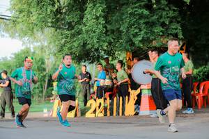 BIB: 763, 221
                            <button type="button" onclick="openModal(5030659)" class="btn btn-primary btn-sm float-right btn-popup" data-toggle="modal" data-target=".modal-high-quality">
                        <i class="fas fa-shopping-cart"></i> Add to Cart
                    </button>
                                            <button type="button" onclick="isThisMe(5030659, true)" class="btn btn-success btn-sm float-right btn-popup btn-isme hidden" data-toggle="tooltip" data-placement="bottom" title="นี่คือรูปของคุณใช่ไหม คลิกที่นี่เพื่อเอาเข้าอัลบั้ม">
                        <i class="fas fa-plus"></i> Add to album
                    </button>
                    <button type="button" onclick="isThisMe(5030659, false)" class="btn btn-warning btn-sm float-right btn-popup btn-isnotme hidden">
                        <i class="fas fa-ban"></i> Remove from album
                    </button>