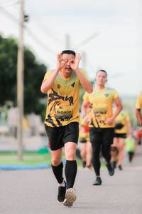 BIB: 0409
                            <button type="button" onclick="openModal(5036773)" class="btn btn-primary btn-sm float-right btn-popup" data-toggle="modal" data-target=".modal-high-quality">
                        <i class="fas fa-shopping-cart"></i> Add to Cart
                    </button>
                                            <button type="button" onclick="isThisMe(5036773, true)" class="btn btn-success btn-sm float-right btn-popup btn-isme hidden" data-toggle="tooltip" data-placement="bottom" title="นี่คือรูปของคุณใช่ไหม คลิกที่นี่เพื่อเอาเข้าอัลบั้ม">
                        <i class="fas fa-plus"></i> Add to album
                    </button>
                    <button type="button" onclick="isThisMe(5036773, false)" class="btn btn-warning btn-sm float-right btn-popup btn-isnotme hidden">
                        <i class="fas fa-ban"></i> Remove from album
                    </button>