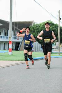 BIB: 0901, 980
                            <button type="button" onclick="openModal(5035067)" class="btn btn-primary btn-sm float-right btn-popup" data-toggle="modal" data-target=".modal-high-quality">
                        <i class="fas fa-shopping-cart"></i> Add to Cart
                    </button>
                                            <button type="button" onclick="isThisMe(5035067, true)" class="btn btn-success btn-sm float-right btn-popup btn-isme hidden" data-toggle="tooltip" data-placement="bottom" title="นี่คือรูปของคุณใช่ไหม คลิกที่นี่เพื่อเอาเข้าอัลบั้ม">
                        <i class="fas fa-plus"></i> Add to album
                    </button>
                    <button type="button" onclick="isThisMe(5035067, false)" class="btn btn-warning btn-sm float-right btn-popup btn-isnotme hidden">
                        <i class="fas fa-ban"></i> Remove from album
                    </button>