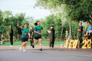 BIB: 
                            <button type="button" onclick="openModal(5030482)" class="btn btn-primary btn-sm float-right btn-popup" data-toggle="modal" data-target=".modal-high-quality">
                        <i class="fas fa-shopping-cart"></i> Add to Cart
                    </button>
                                            <button type="button" onclick="isThisMe(5030482, true)" class="btn btn-success btn-sm float-right btn-popup btn-isme hidden" data-toggle="tooltip" data-placement="bottom" title="นี่คือรูปของคุณใช่ไหม คลิกที่นี่เพื่อเอาเข้าอัลบั้ม">
                        <i class="fas fa-plus"></i> Add to album
                    </button>
                    <button type="button" onclick="isThisMe(5030482, false)" class="btn btn-warning btn-sm float-right btn-popup btn-isnotme hidden">
                        <i class="fas fa-ban"></i> Remove from album
                    </button>