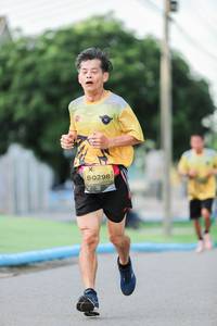 BIB: 0298
                            <button type="button" onclick="openModal(5032064)" class="btn btn-primary btn-sm float-right btn-popup" data-toggle="modal" data-target=".modal-high-quality">
                        <i class="fas fa-shopping-cart"></i> Add to Cart
                    </button>
                                            <button type="button" onclick="isThisMe(5032064, true)" class="btn btn-success btn-sm float-right btn-popup btn-isme hidden" data-toggle="tooltip" data-placement="bottom" title="นี่คือรูปของคุณใช่ไหม คลิกที่นี่เพื่อเอาเข้าอัลบั้ม">
                        <i class="fas fa-plus"></i> Add to album
                    </button>
                    <button type="button" onclick="isThisMe(5032064, false)" class="btn btn-warning btn-sm float-right btn-popup btn-isnotme hidden">
                        <i class="fas fa-ban"></i> Remove from album
                    </button>