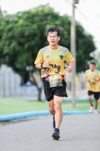 BIB: 0298
                            <button type="button" onclick="openModal(5032058)" class="btn btn-primary btn-sm float-right btn-popup" data-toggle="modal" data-target=".modal-high-quality">
                        <i class="fas fa-shopping-cart"></i> Add to Cart
                    </button>
                                            <button type="button" onclick="isThisMe(5032058, true)" class="btn btn-success btn-sm float-right btn-popup btn-isme hidden" data-toggle="tooltip" data-placement="bottom" title="นี่คือรูปของคุณใช่ไหม คลิกที่นี่เพื่อเอาเข้าอัลบั้ม">
                        <i class="fas fa-plus"></i> Add to album
                    </button>
                    <button type="button" onclick="isThisMe(5032058, false)" class="btn btn-warning btn-sm float-right btn-popup btn-isnotme hidden">
                        <i class="fas fa-ban"></i> Remove from album
                    </button>