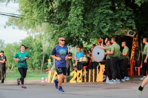 BIB: 131, 221, 2002
                            <button type="button" onclick="openModal(5030552)" class="btn btn-primary btn-sm float-right btn-popup" data-toggle="modal" data-target=".modal-high-quality">
                        <i class="fas fa-shopping-cart"></i> Add to Cart
                    </button>
                                            <button type="button" onclick="isThisMe(5030552, true)" class="btn btn-success btn-sm float-right btn-popup btn-isme hidden" data-toggle="tooltip" data-placement="bottom" title="นี่คือรูปของคุณใช่ไหม คลิกที่นี่เพื่อเอาเข้าอัลบั้ม">
                        <i class="fas fa-plus"></i> Add to album
                    </button>
                    <button type="button" onclick="isThisMe(5030552, false)" class="btn btn-warning btn-sm float-right btn-popup btn-isnotme hidden">
                        <i class="fas fa-ban"></i> Remove from album
                    </button>