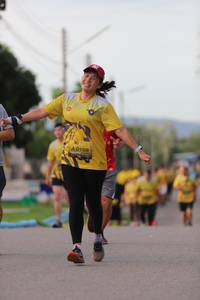 BIB: 0189
                            <button type="button" onclick="openModal(4974215)" class="btn btn-primary btn-sm float-right btn-popup" data-toggle="modal" data-target=".modal-high-quality">
                        <i class="fas fa-shopping-cart"></i> Add to Cart
                    </button>
                                            <button type="button" onclick="isThisMe(4974215, true)" class="btn btn-success btn-sm float-right btn-popup btn-isme hidden" data-toggle="tooltip" data-placement="bottom" title="นี่คือรูปของคุณใช่ไหม คลิกที่นี่เพื่อเอาเข้าอัลบั้ม">
                        <i class="fas fa-plus"></i> Add to album
                    </button>
                    <button type="button" onclick="isThisMe(4974215, false)" class="btn btn-warning btn-sm float-right btn-popup btn-isnotme hidden">
                        <i class="fas fa-ban"></i> Remove from album
                    </button>