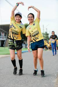 BIB: 0684, 0906
                            <button type="button" onclick="openModal(5037182)" class="btn btn-primary btn-sm float-right btn-popup" data-toggle="modal" data-target=".modal-high-quality">
                        <i class="fas fa-shopping-cart"></i> Add to Cart
                    </button>
                                            <button type="button" onclick="isThisMe(5037182, true)" class="btn btn-success btn-sm float-right btn-popup btn-isme hidden" data-toggle="tooltip" data-placement="bottom" title="นี่คือรูปของคุณใช่ไหม คลิกที่นี่เพื่อเอาเข้าอัลบั้ม">
                        <i class="fas fa-plus"></i> Add to album
                    </button>
                    <button type="button" onclick="isThisMe(5037182, false)" class="btn btn-warning btn-sm float-right btn-popup btn-isnotme hidden">
                        <i class="fas fa-ban"></i> Remove from album
                    </button>