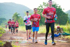 BIB: 0275, 078
                            <button type="button" onclick="openModal(5167834)" class="btn btn-primary btn-sm float-right btn-popup" data-toggle="modal" data-target=".modal-high-quality">
                        <i class="fas fa-shopping-cart"></i> Add to Cart
                    </button>
                                            <button type="button" onclick="isThisMe(5167834, true)" class="btn btn-success btn-sm float-right btn-popup btn-isme hidden" data-toggle="tooltip" data-placement="bottom" title="นี่คือรูปของคุณใช่ไหม คลิกที่นี่เพื่อเอาเข้าอัลบั้ม">
                        <i class="fas fa-plus"></i> Add to album
                    </button>
                    <button type="button" onclick="isThisMe(5167834, false)" class="btn btn-warning btn-sm float-right btn-popup btn-isnotme hidden">
                        <i class="fas fa-ban"></i> Remove from album
                    </button>