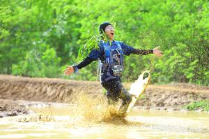 BIB: 179
                            <button type="button" onclick="openModal(5014546)" class="btn btn-primary btn-sm float-right btn-popup" data-toggle="modal" data-target=".modal-high-quality">
                        <i class="fas fa-shopping-cart"></i> Add to Cart
                    </button>
                                            <button type="button" onclick="isThisMe(5014546, true)" class="btn btn-success btn-sm float-right btn-popup btn-isme hidden" data-toggle="tooltip" data-placement="bottom" title="นี่คือรูปของคุณใช่ไหม คลิกที่นี่เพื่อเอาเข้าอัลบั้ม">
                        <i class="fas fa-plus"></i> Add to album
                    </button>
                    <button type="button" onclick="isThisMe(5014546, false)" class="btn btn-warning btn-sm float-right btn-popup btn-isnotme hidden">
                        <i class="fas fa-ban"></i> Remove from album
                    </button>