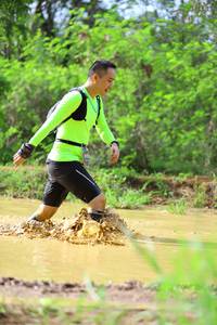 BIB: 4020
                            <button type="button" onclick="openModal(5015672)" class="btn btn-primary btn-sm float-right btn-popup" data-toggle="modal" data-target=".modal-high-quality">
                        <i class="fas fa-shopping-cart"></i> Add to Cart
                    </button>
                                            <button type="button" onclick="isThisMe(5015672, true)" class="btn btn-success btn-sm float-right btn-popup btn-isme hidden" data-toggle="tooltip" data-placement="bottom" title="นี่คือรูปของคุณใช่ไหม คลิกที่นี่เพื่อเอาเข้าอัลบั้ม">
                        <i class="fas fa-plus"></i> Add to album
                    </button>
                    <button type="button" onclick="isThisMe(5015672, false)" class="btn btn-warning btn-sm float-right btn-popup btn-isnotme hidden">
                        <i class="fas fa-ban"></i> Remove from album
                    </button>