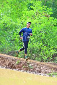 BIB: 0840
                            <button type="button" onclick="openModal(5245285)" class="btn btn-primary btn-sm float-right btn-popup" data-toggle="modal" data-target=".modal-high-quality">
                        <i class="fas fa-shopping-cart"></i> Add to Cart
                    </button>
                                            <button type="button" onclick="isThisMe(5245285, true)" class="btn btn-success btn-sm float-right btn-popup btn-isme hidden" data-toggle="tooltip" data-placement="bottom" title="นี่คือรูปของคุณใช่ไหม คลิกที่นี่เพื่อเอาเข้าอัลบั้ม">
                        <i class="fas fa-plus"></i> Add to album
                    </button>
                    <button type="button" onclick="isThisMe(5245285, false)" class="btn btn-warning btn-sm float-right btn-popup btn-isnotme hidden">
                        <i class="fas fa-ban"></i> Remove from album
                    </button>