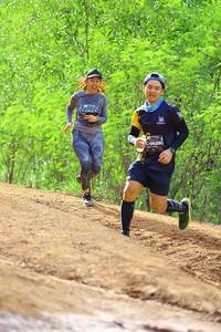 BIB: 0623, 629
                            <button type="button" onclick="openModal(5246022)" class="btn btn-primary btn-sm float-right btn-popup" data-toggle="modal" data-target=".modal-high-quality">
                        <i class="fas fa-shopping-cart"></i> Add to Cart
                    </button>
                                            <button type="button" onclick="isThisMe(5246022, true)" class="btn btn-success btn-sm float-right btn-popup btn-isme hidden" data-toggle="tooltip" data-placement="bottom" title="นี่คือรูปของคุณใช่ไหม คลิกที่นี่เพื่อเอาเข้าอัลบั้ม">
                        <i class="fas fa-plus"></i> Add to album
                    </button>
                    <button type="button" onclick="isThisMe(5246022, false)" class="btn btn-warning btn-sm float-right btn-popup btn-isnotme hidden">
                        <i class="fas fa-ban"></i> Remove from album
                    </button>