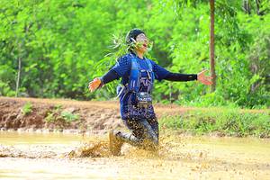 BIB: 179
                            <button type="button" onclick="openModal(5246058)" class="btn btn-primary btn-sm float-right btn-popup" data-toggle="modal" data-target=".modal-high-quality">
                        <i class="fas fa-shopping-cart"></i> Add to Cart
                    </button>
                                            <button type="button" onclick="isThisMe(5246058, true)" class="btn btn-success btn-sm float-right btn-popup btn-isme hidden" data-toggle="tooltip" data-placement="bottom" title="นี่คือรูปของคุณใช่ไหม คลิกที่นี่เพื่อเอาเข้าอัลบั้ม">
                        <i class="fas fa-plus"></i> Add to album
                    </button>
                    <button type="button" onclick="isThisMe(5246058, false)" class="btn btn-warning btn-sm float-right btn-popup btn-isnotme hidden">
                        <i class="fas fa-ban"></i> Remove from album
                    </button>