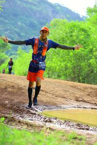 BIB: 013
                            <button type="button" onclick="openModal(5246305)" class="btn btn-primary btn-sm float-right btn-popup" data-toggle="modal" data-target=".modal-high-quality">
                        <i class="fas fa-shopping-cart"></i> Add to Cart
                    </button>
                                            <button type="button" onclick="isThisMe(5246305, true)" class="btn btn-success btn-sm float-right btn-popup btn-isme hidden" data-toggle="tooltip" data-placement="bottom" title="นี่คือรูปของคุณใช่ไหม คลิกที่นี่เพื่อเอาเข้าอัลบั้ม">
                        <i class="fas fa-plus"></i> Add to album
                    </button>
                    <button type="button" onclick="isThisMe(5246305, false)" class="btn btn-warning btn-sm float-right btn-popup btn-isnotme hidden">
                        <i class="fas fa-ban"></i> Remove from album
                    </button>