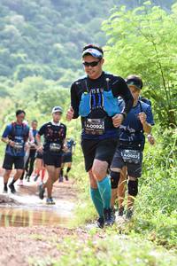 BIB: 0092, 0057
                            <button type="button" onclick="openModal(5112939)" class="btn btn-primary btn-sm float-right btn-popup" data-toggle="modal" data-target=".modal-high-quality">
                        <i class="fas fa-shopping-cart"></i> Add to Cart
                    </button>
                                            <button type="button" onclick="isThisMe(5112939, true)" class="btn btn-success btn-sm float-right btn-popup btn-isme hidden" data-toggle="tooltip" data-placement="bottom" title="นี่คือรูปของคุณใช่ไหม คลิกที่นี่เพื่อเอาเข้าอัลบั้ม">
                        <i class="fas fa-plus"></i> Add to album
                    </button>
                    <button type="button" onclick="isThisMe(5112939, false)" class="btn btn-warning btn-sm float-right btn-popup btn-isnotme hidden">
                        <i class="fas fa-ban"></i> Remove from album
                    </button>