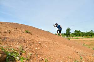 BIB: 595
                            <button type="button" onclick="openModal(5174982)" class="btn btn-primary btn-sm float-right btn-popup" data-toggle="modal" data-target=".modal-high-quality">
                        <i class="fas fa-shopping-cart"></i> Add to Cart
                    </button>
                                            <button type="button" onclick="isThisMe(5174982, true)" class="btn btn-success btn-sm float-right btn-popup btn-isme hidden" data-toggle="tooltip" data-placement="bottom" title="นี่คือรูปของคุณใช่ไหม คลิกที่นี่เพื่อเอาเข้าอัลบั้ม">
                        <i class="fas fa-plus"></i> Add to album
                    </button>
                    <button type="button" onclick="isThisMe(5174982, false)" class="btn btn-warning btn-sm float-right btn-popup btn-isnotme hidden">
                        <i class="fas fa-ban"></i> Remove from album
                    </button>